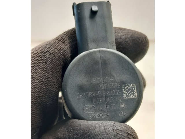 Топливная рампа 30777554, 0445215023   Volvo V70   для двигателя D5244T5