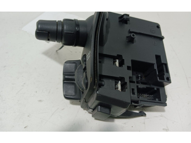 Включатель скорости стеклоочистителей 88103009   Renault Clio III