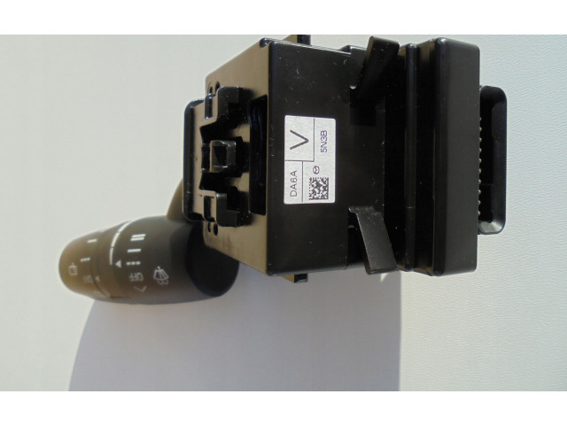 Ручка стеклоочистителей Mazda CX-3