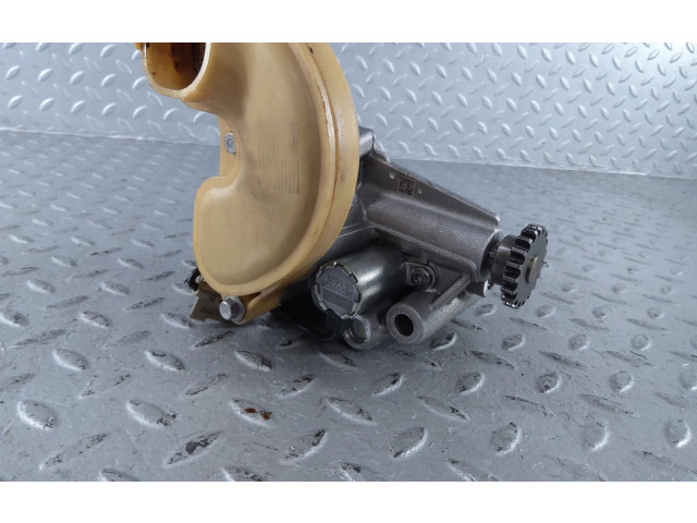 Масляный насос 150100347R, 150159239R Dacia Sandero III