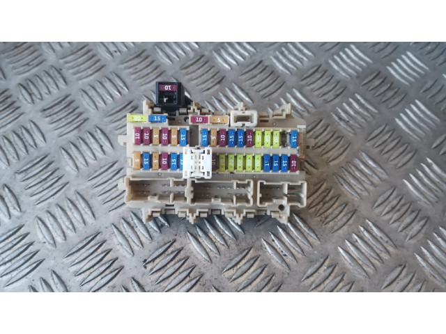   Pojistková skříňka 3JA0A, 2L24   Nissan Pathfinder R52 2016