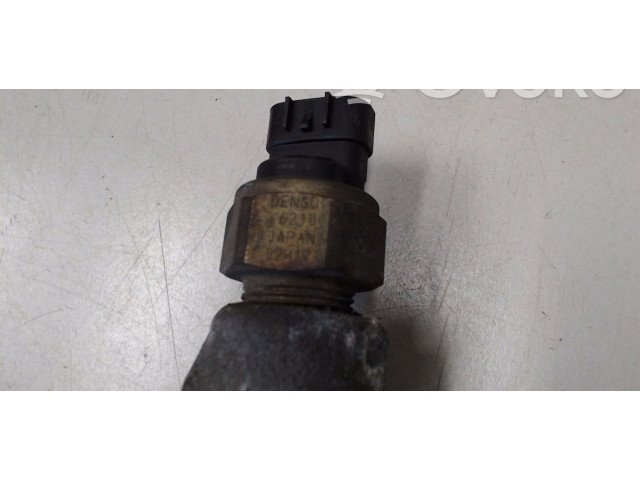 Топливная рампа FP8713150 Mazda Premacy