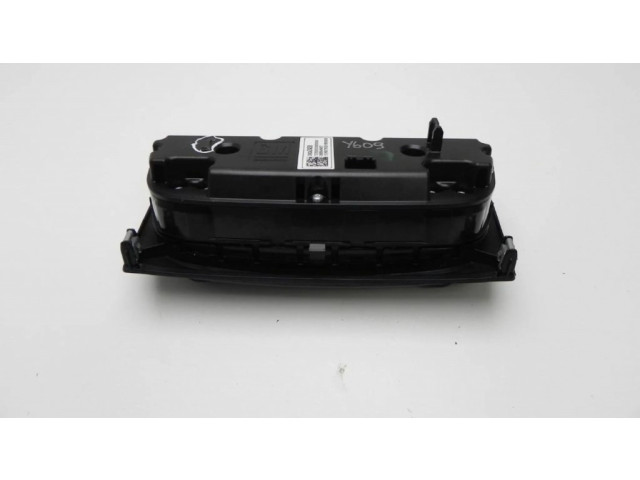 Блок управления климат-контролем 39042438, Y609 Vauxhall Astra K