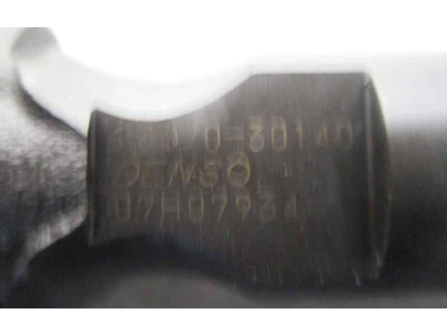 Vstřikovač 2367030140, 07H7934   Toyota Land Cruiser (J100)    1KD 