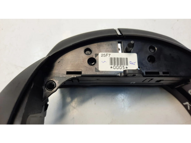 Кнопки рулевого колеса