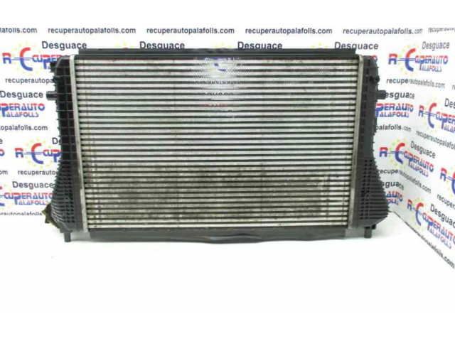 Интеркулер 1K0845803M Volkswagen Golf Plus