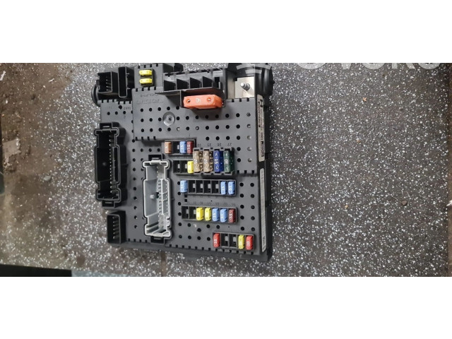 Pojistková skříňka 30786646 Volvo XC90 2009