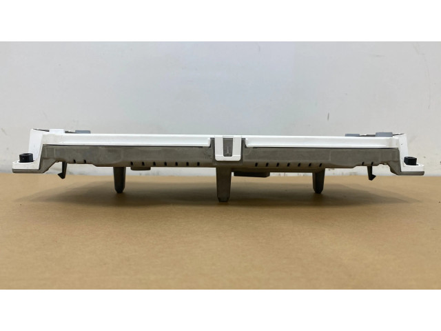 Přístrojová deska Peugeot 2008 II 2023 985167438000, 8N0107784867