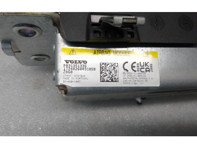 Подушка безопасности для колен 31351335, P031351335 Volvo XC90