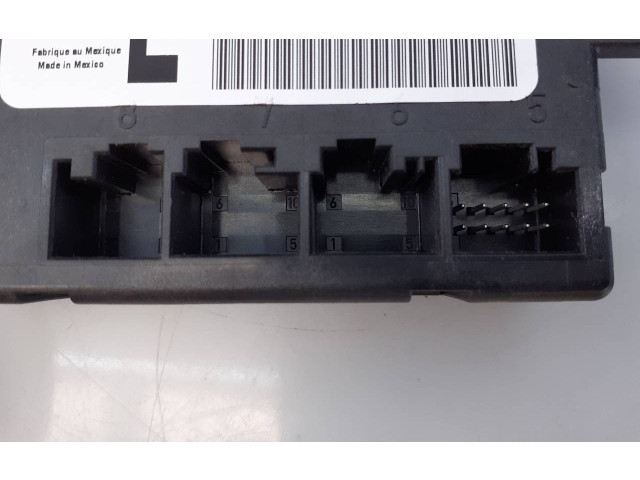 Блок управления 68155773AB, 2841585401300 Fiat Freemont