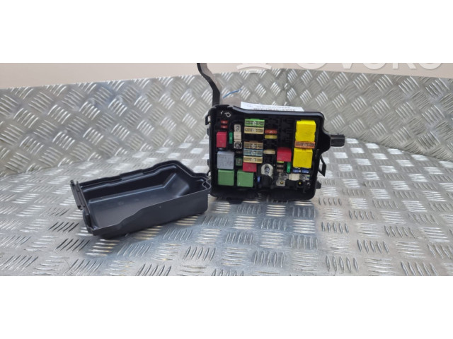 Блок предохранителей  9671924480   Peugeot 2008 I    