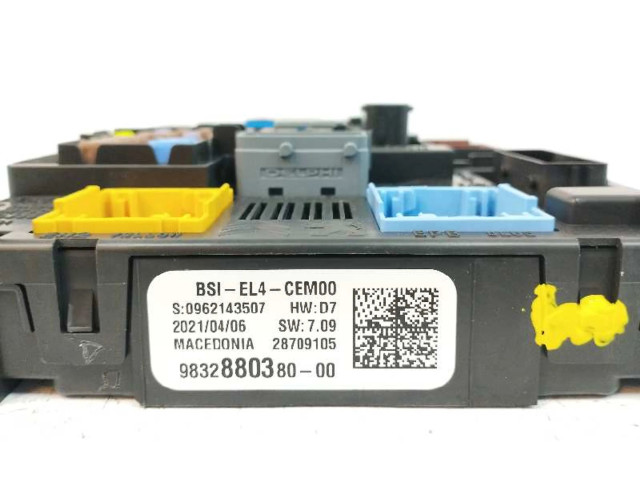 Pojistková skříňka Řídící jednotka BSM 9832880380 Opel Corsa F 2021