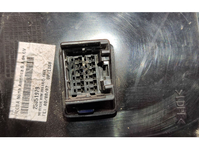 Zpětné zrcátko Saturn Vue 2008 25051979