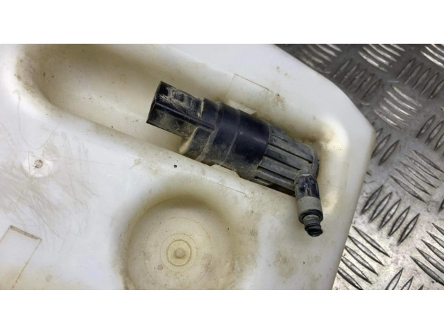 Бачок оконной жидкости