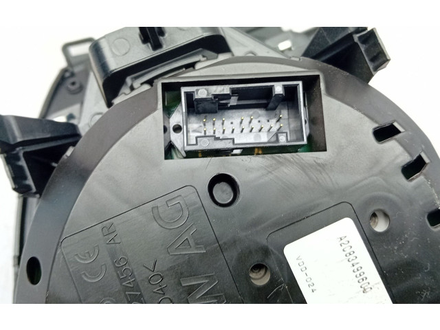 Панель приборов 5G0920871A Volkswagen Golf VII