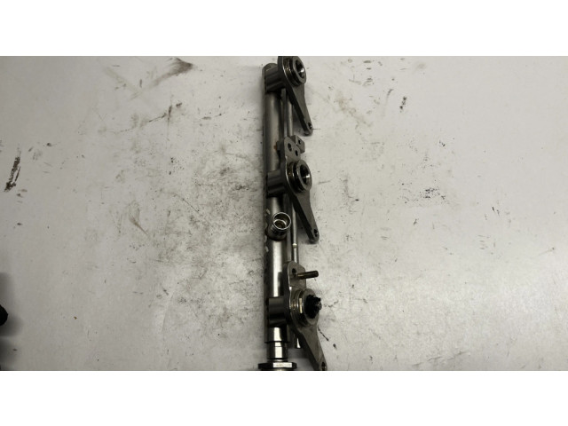 Vstřikovací lišta A2760780245 Mercedes-Benz ML W166 pro benzínový motor 3.5 M 276.955