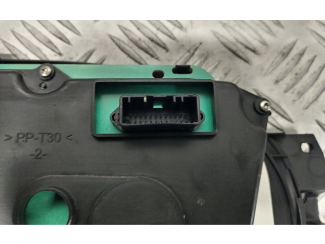 Панель приборов P248100568R Dacia Sandero