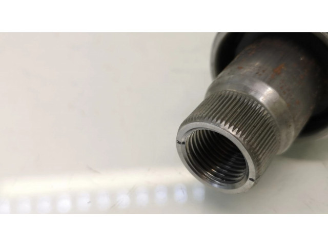 Крестовидная связь оси рулевого колеса