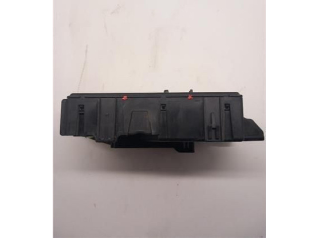 Pojistková skříňka 735523091 Fiat Punto Evo 2010