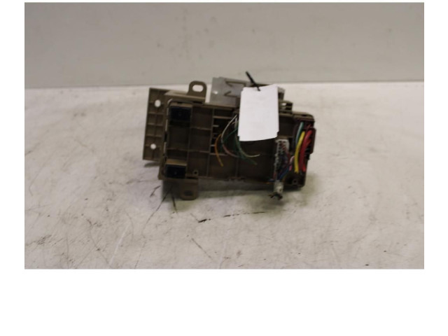 Блок предохранителей 82201FJ110   Subaru Forester SJ    