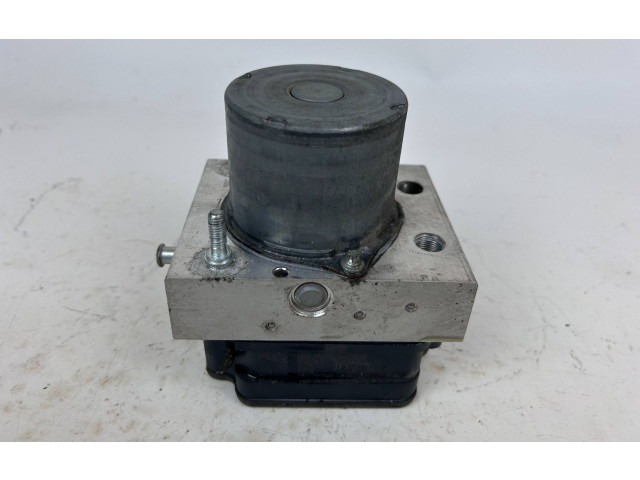 Блок АБС 6700352860 Maserati Levante 2017 - года