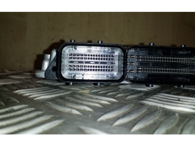 Блок управления двигателя 03L906022Q, 0281015039   Audi Q5 SQ5