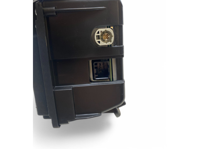 Дисплей 32233452 Volvo XC90