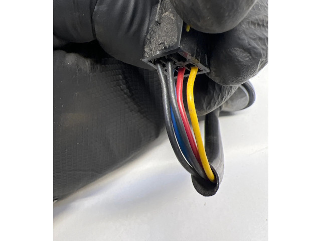 Зеркало электрическое        Opel Meriva B  2010 - 2016 года   