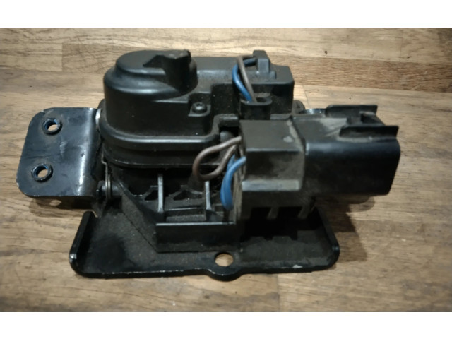 Zámek zadních dveří Opel Antara 2010