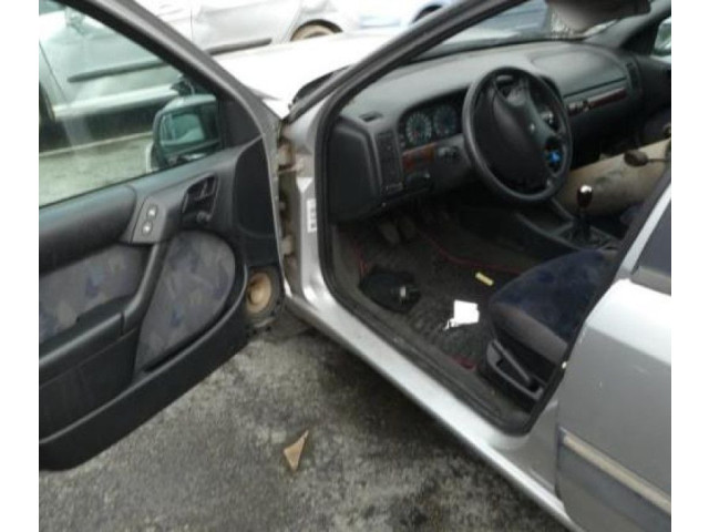 Моторчик заднего дворника Citroen Xantia