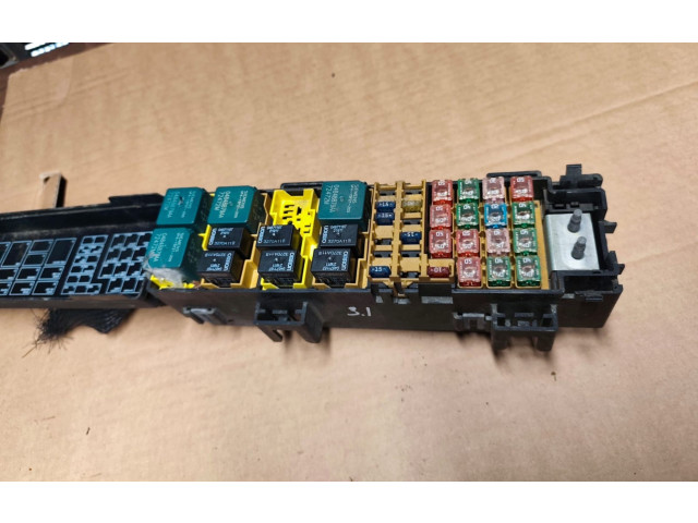 Блок предохранителей     Jeep Grand Cherokee (WJ)    