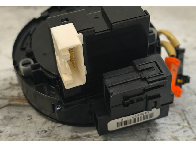 Подрулевой шлейф SRS    Toyota Corolla Verso AR10