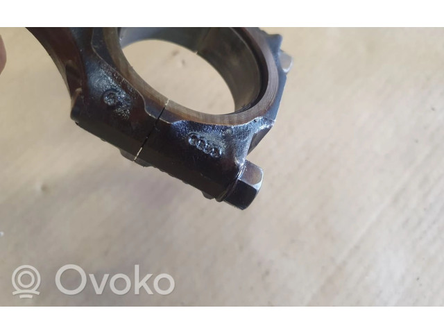  Поршень с шатуном PG 037198401A, 037107065B  Volkswagen Golf II  