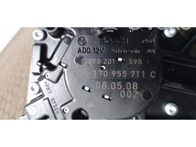 Моторчик заднего дворника 1T0955711C, 0390201598 Volkswagen Caddy