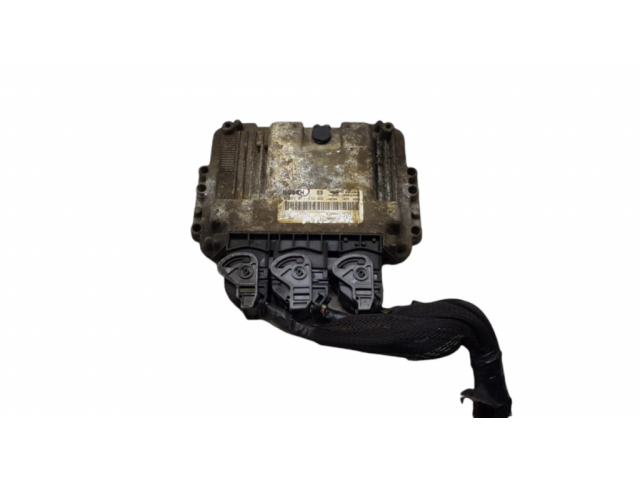 Řídící jednotka 0281011432, 8200311550 Renault Master II 2005