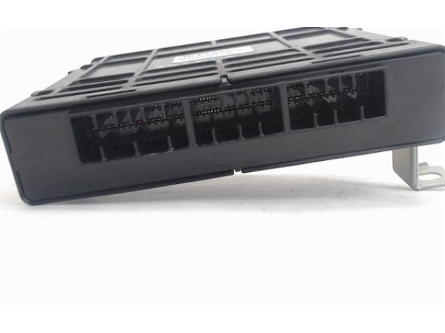 Блок управления двигателя MR420880, e2t71575 Mitsubishi Montero