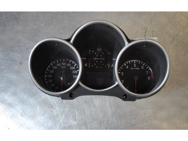 Панель приборов 110008953006 Alfa Romeo 147