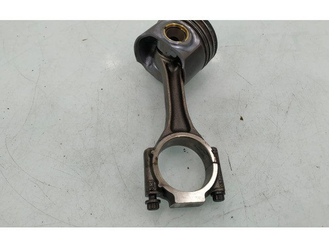 Píst    Seat Leon (1P)     