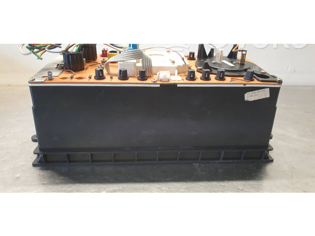 Přístrojová deska Volvo 240 1991