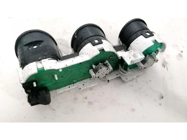 Přístrojová deska Nissan 350Z 2004