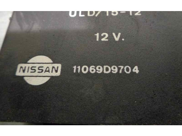 Блок управления 11069D9704   Nissan Vanette