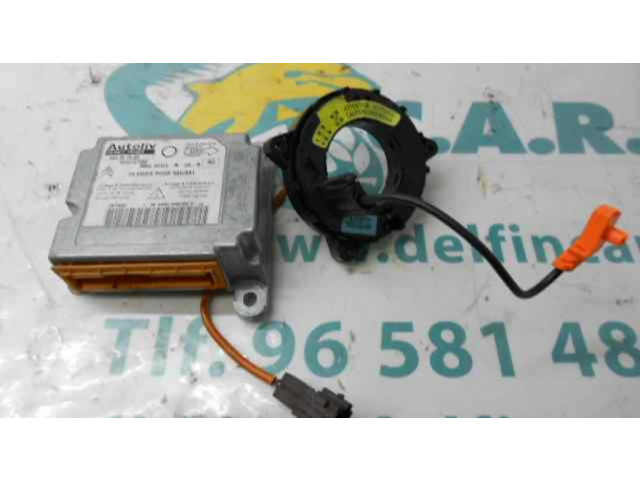 Подушка безопасности водителя    Citroen Saxo