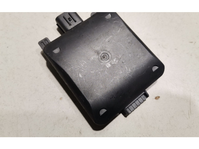 Датчик слепых зон 32254967 Volvo XC90