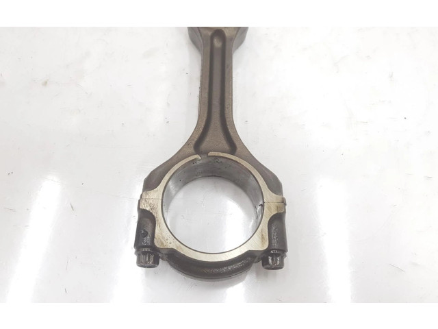 Шатун 4N13 1115A384, 1115A384 Mitsubishi ASX