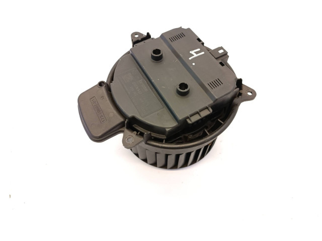 Вентилятор печки    4H2820021B   Audi A7 S7 4G