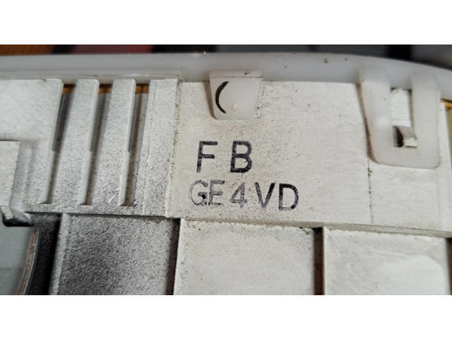 Панель приборов GE4VD, FBGE4VD Mazda 626