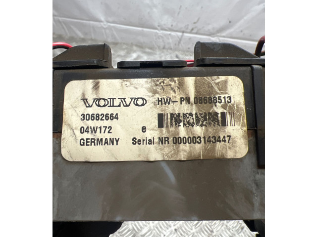 Блок комфорта 30682664, 04W172   Volvo XC90   