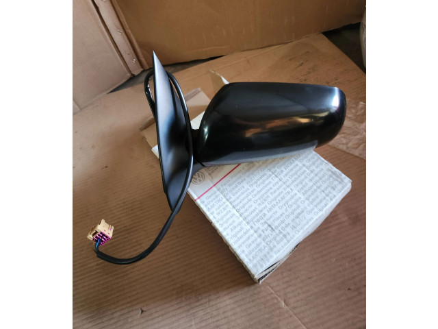 Зеркало электрическое Skoda Fabia Mk2 (5J) 2007 - 2014 года