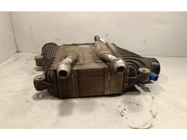 Интеркулер GX736K775AC Jaguar XE