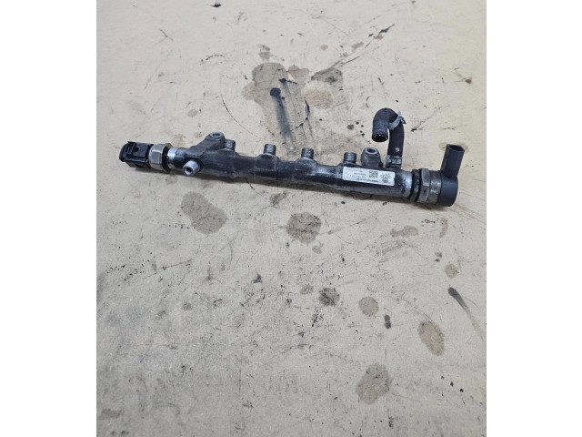 Vstřikovací lišta 03L130089J, 2700000366 Volkswagen Tiguan CFFB